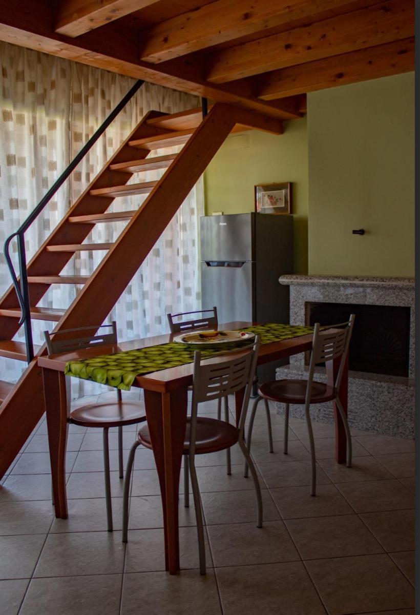 شقة Casale El Galet Moniga del Garda المظهر الخارجي الصورة