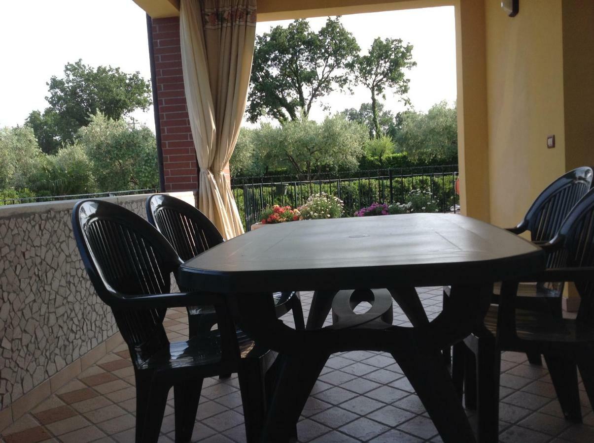 شقة Casale El Galet Moniga del Garda المظهر الخارجي الصورة